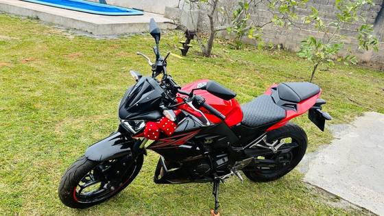 KAWASAKI Z300 